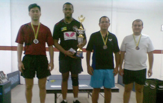 Marcus_Nascimento_vence_e_reassume_lideranca